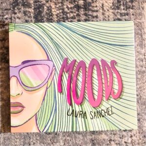 Laura Sanchez Moods eyeshadow palette